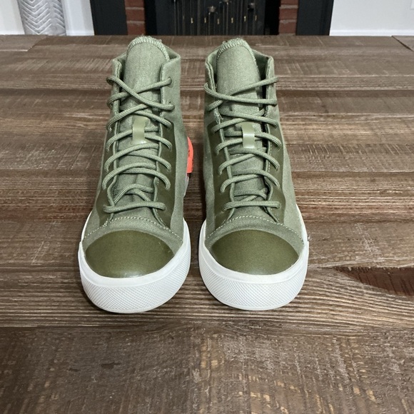 Converse All Star Disrupt CX high top sneaker in Field Surplus/White/Mango Sz 6 - Picture 2 of 9